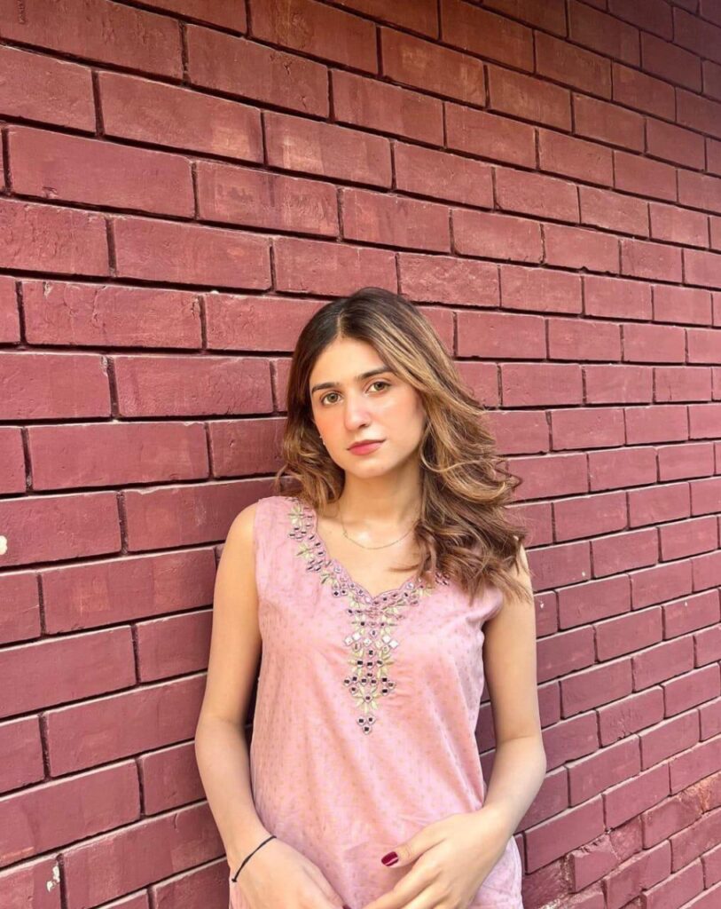 Student escort in Lahore university girl